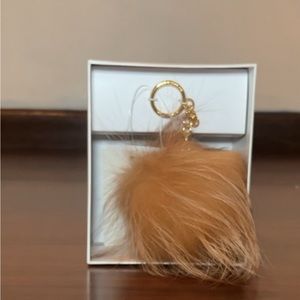 New Michael KORS LG FUR POM POM NATURAL